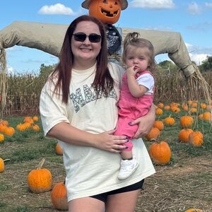 Meet your Posher, Cassity